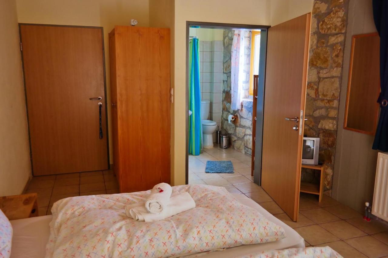 Elisson Hostel Krionérion Екстериор снимка
